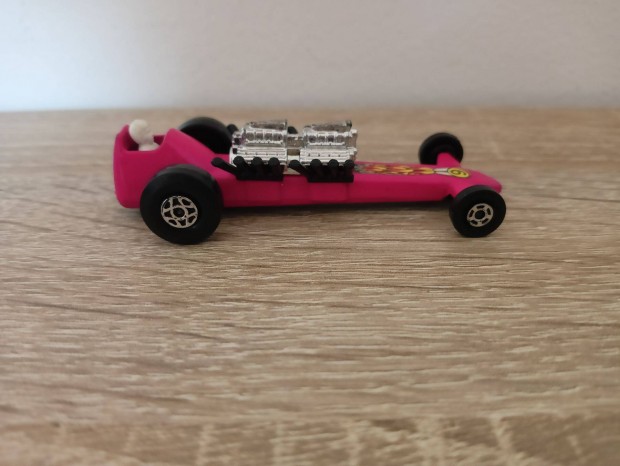 Matchbox No.64B slingshot dragster hot pink