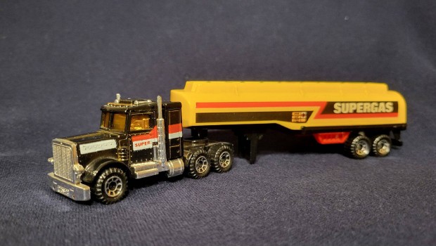 Matchbox Peterbilt tanker Convoy