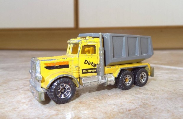 Matchbox Peterbuilt Dirty Dumper 1981 Macau vintage kisautó, játékautó