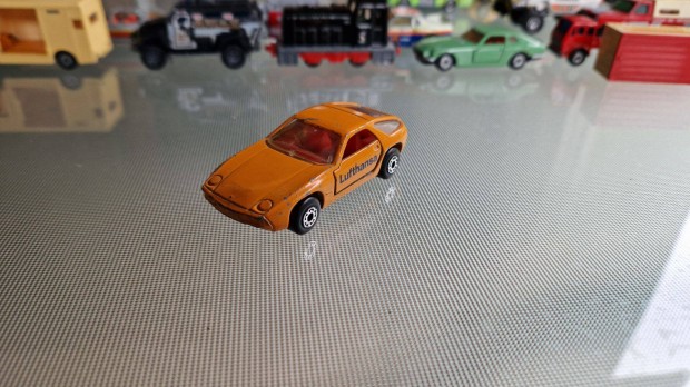 Matchbox Porsche 928 Kisaut Narancssrga