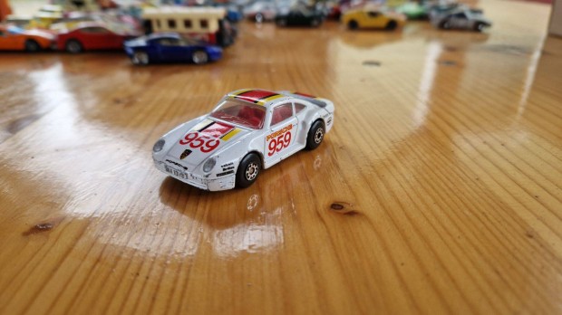 Matchbox Porsche 959 "959" Kisaut