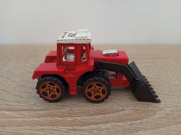 Matchbox Red/White Tractor Shovel No. 29