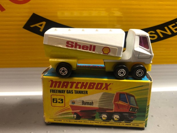 Matchbox Superfast 63 Freeway Gas Tanker Shell