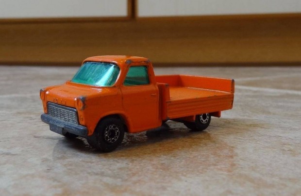 Matchbox Superfast Lesney Ford Transit No 66. 1977 England kisautó