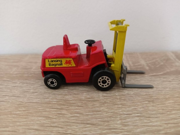 Matchbox Superfast No. 15 forklift truck