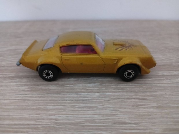 Matchbox Superfast No. 16 Pontiac Firebird in Gold