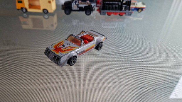 Matchbox Superfast Pontiac Firebird Kisaut