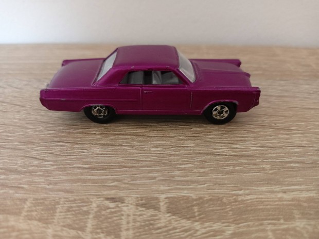 Matchbox Superfast Pontiac GP Sport Coupe Purple