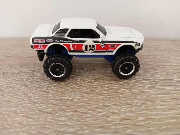 Matchbox Superfast / MB 1009 - '68 Mustang Mudstanger - White