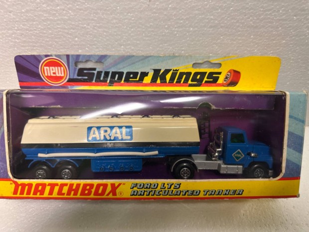 Matchbox Superkings K-16 Articulated Petrol Tanker Aral