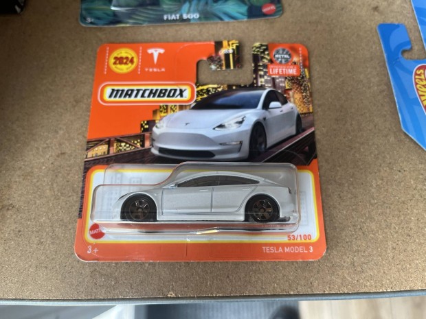 Matchbox Tesla Model 3 j