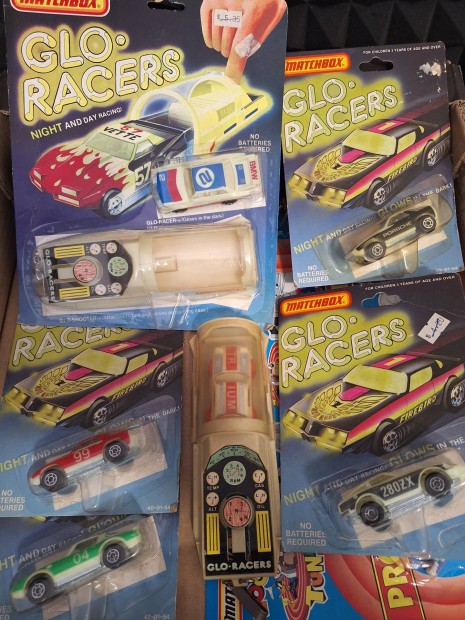 Matchbox blisteres Glo racer autk 