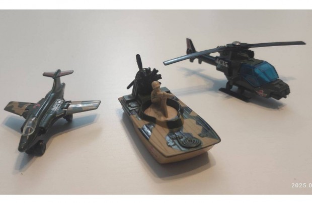 Matchbox katonai járművek 3 féle együtt 6000 Ft