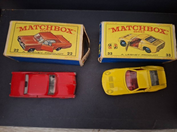 Matchbox regulaar gombkerek  Pontiac s Lamborghini 