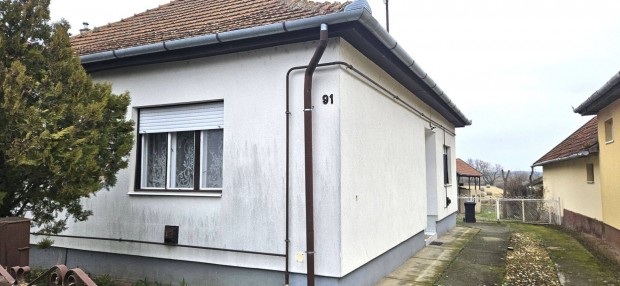 M�t�szalk�n elad� csal�di h�z!