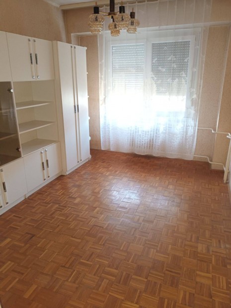 M�t�szalk�n lak�s elad�