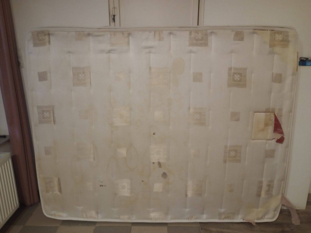Matrac 200*160*28 cm ingyen elvihető