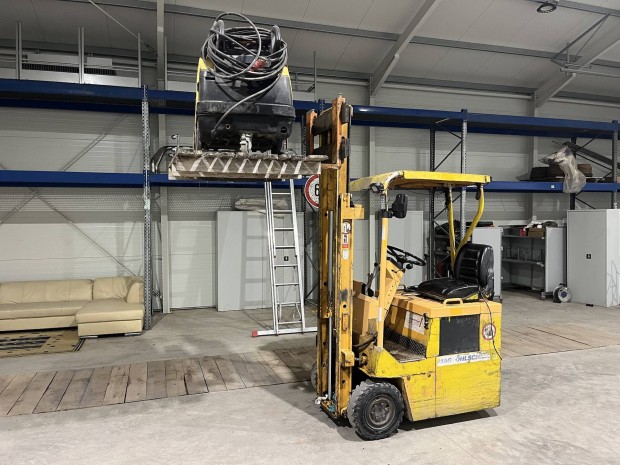 Matral elektromos targonca 