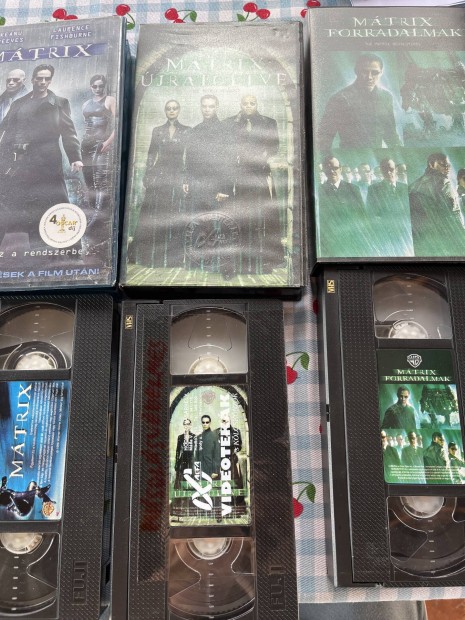 Mátrix 1-3 vhs pakk film
