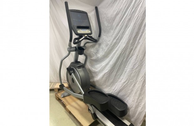 Matrix E7XE Elliptical Trainer Elliptikus Trner (edzgp)