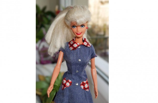 Mattel Barbie baba 15