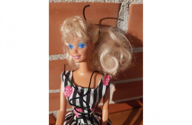 Mattel Barbie baba 1966