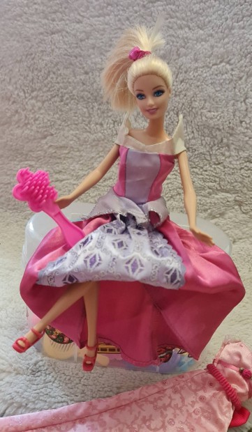 Mattel Barbie baba, + ruhval s kiegsztkkel, 1999- ben gyrtott