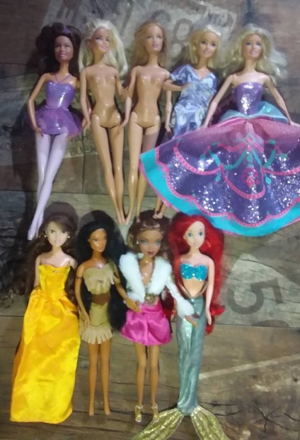 Mattel Barbiek Disney hercegnk