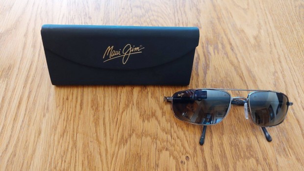 Maui Jim napszemveg + tok