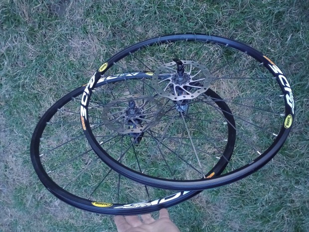 Mavic Cross Ride 26"-os trcsafkes kerk szett