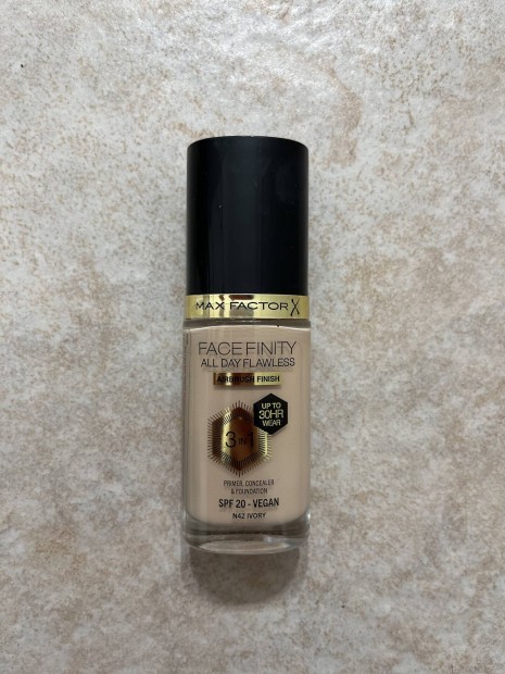 Max Factor Face Finity