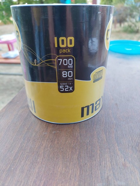 Maxell 100 db írható CD.