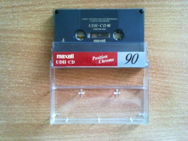 Maxell UD II-CD 90 (Energiahatkony s antirezonancia kazetts mechan