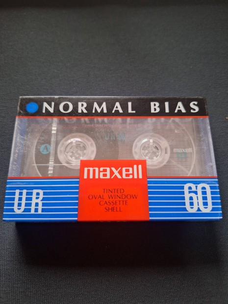 Maxell UR 60 bontatlan kazetta 