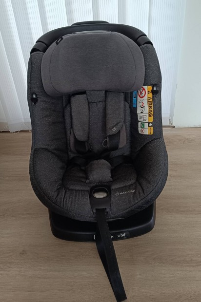 Maxi Cosi Axissfix forgathat gyerekls 