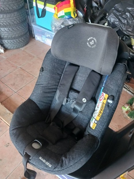 Maxi Cosi Axissfix gyerekls