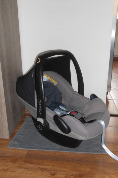 Maxi Cosi Pebble babahordozó 0-13 kg akár isofix talppal