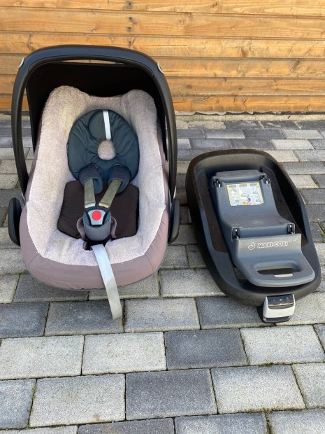 Maxi Cosi Pebble babahordoz s Familyfix isofix bzistalp