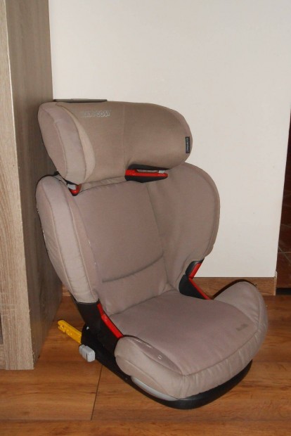 Maxi Cosi Rodifix Airprotect Isofix gyerekls 15-36 kg /Dnthet/