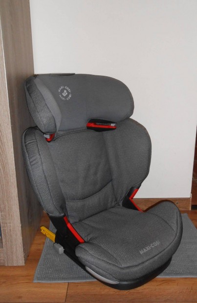 Maxi Cosi Rodifix Airprotect Isofix gyerekls 15-36 kg /Dnthet/