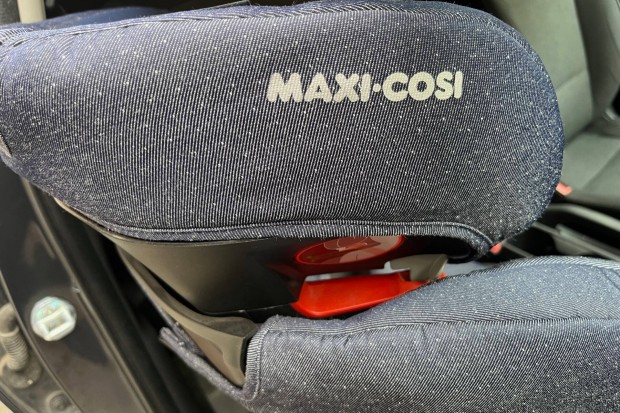 Maxi-Cosi Rodifix Maxi Cosi isofixes gyerekülés szép állapot 15-36 kg