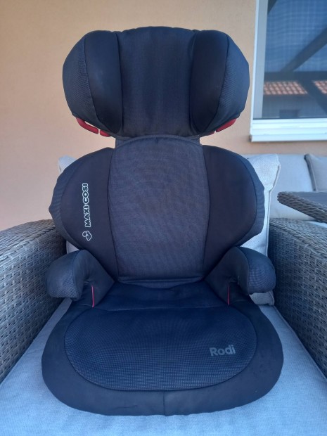 Maxi Cosi gyerekls 15-36 kg