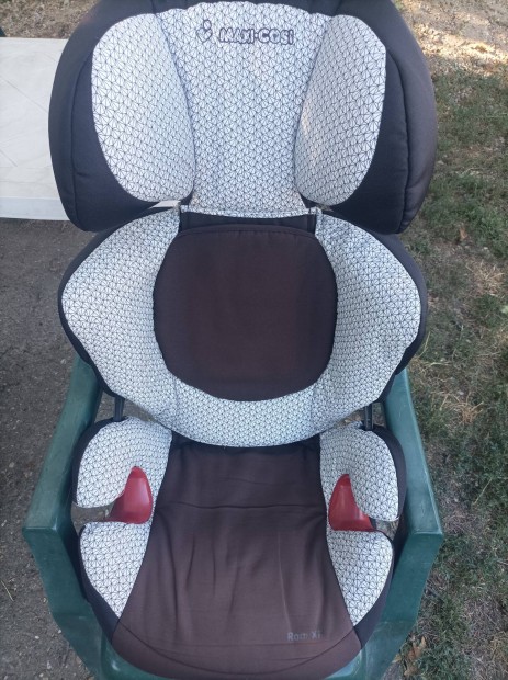 Maxi Cosi gyerekls 