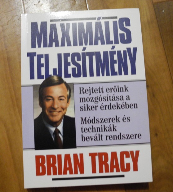 Maximlis teljestmny knyv