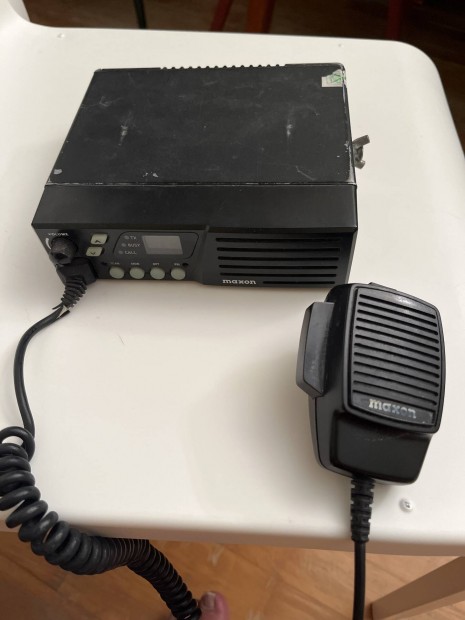 Maxon taxi urh pm160v2