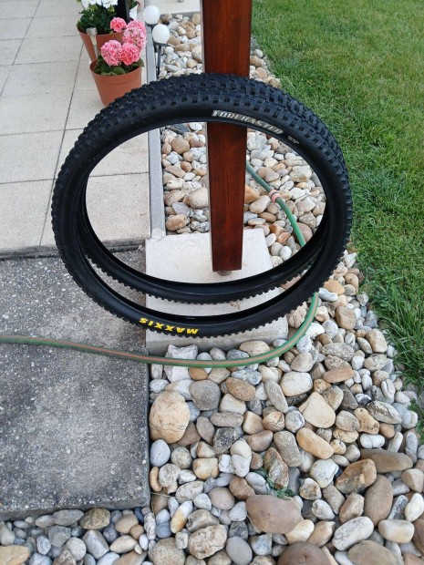 Maxxis Forekaster 29x2.35" DC kls gumi, drtperemes