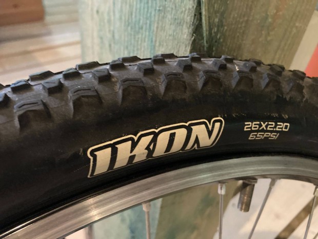 Maxxis Ikon 26x 2.2 kerkpr kls gumi