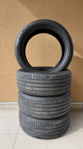 Maxxis Premitra HP6A 215/45R17 (A/A/A kat.)