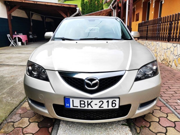 Mazda3 Sedan 1.6 Benzines Gyrias rozsdamentes llapotban elad!