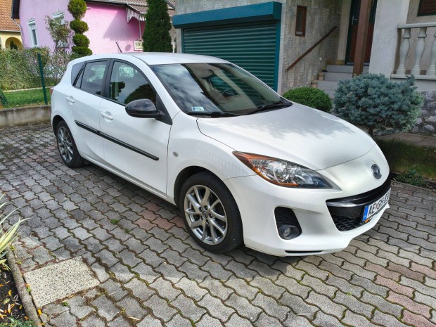 Mazda3 Sport 1.6 elad